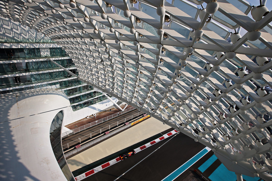 【FP3ハイライト動画】レッドブル・ホンダが１ー４！／F1最終戦アブダビGP