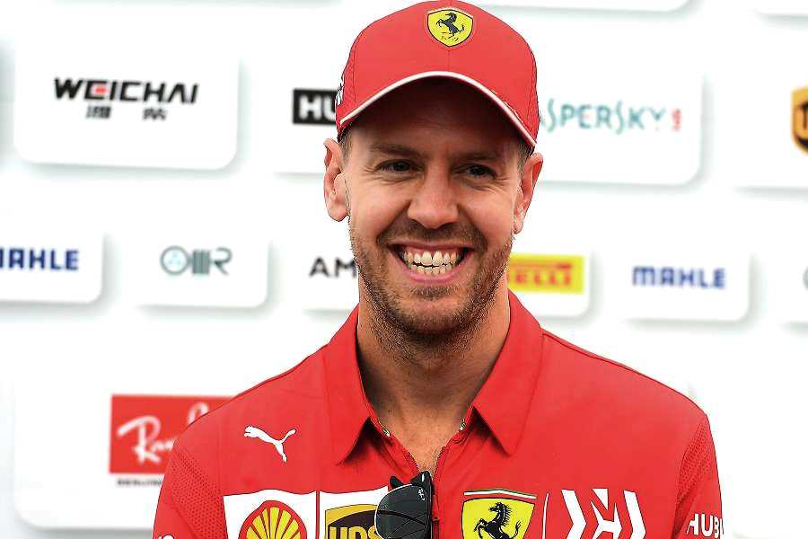 「誰も僕のクリスマスカードに返事をくれない」とセバスチャン・ベッテル