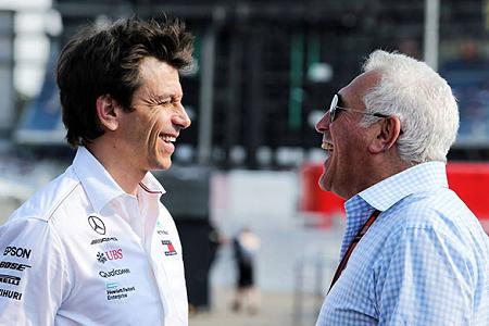 トト・ヴォルフがメルセデスF1チーム離脱のうわさを否定