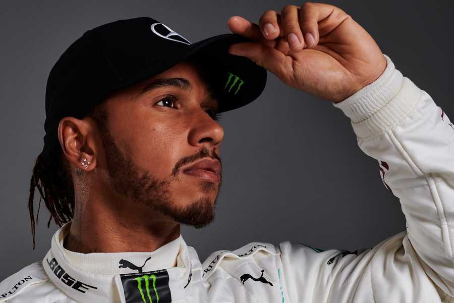 「7月のF1開幕は早すぎる」とルイス・ハミルトンの父親