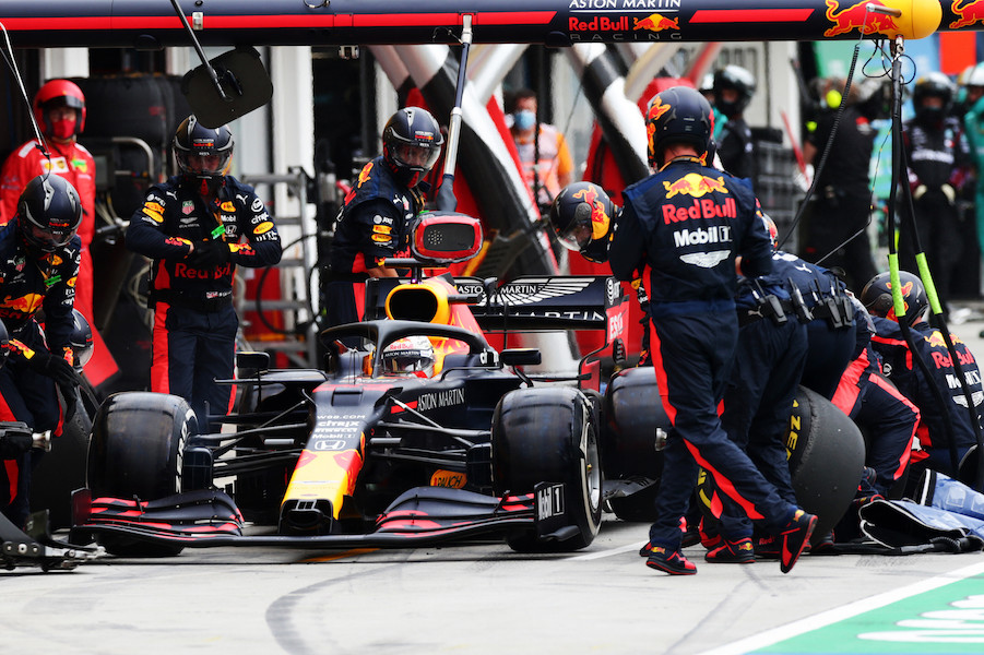 【ファステスト・ピットストップ】レッドブル・ホンダ、2.04秒で3連戦とも最速！／F1ハンガリーGP