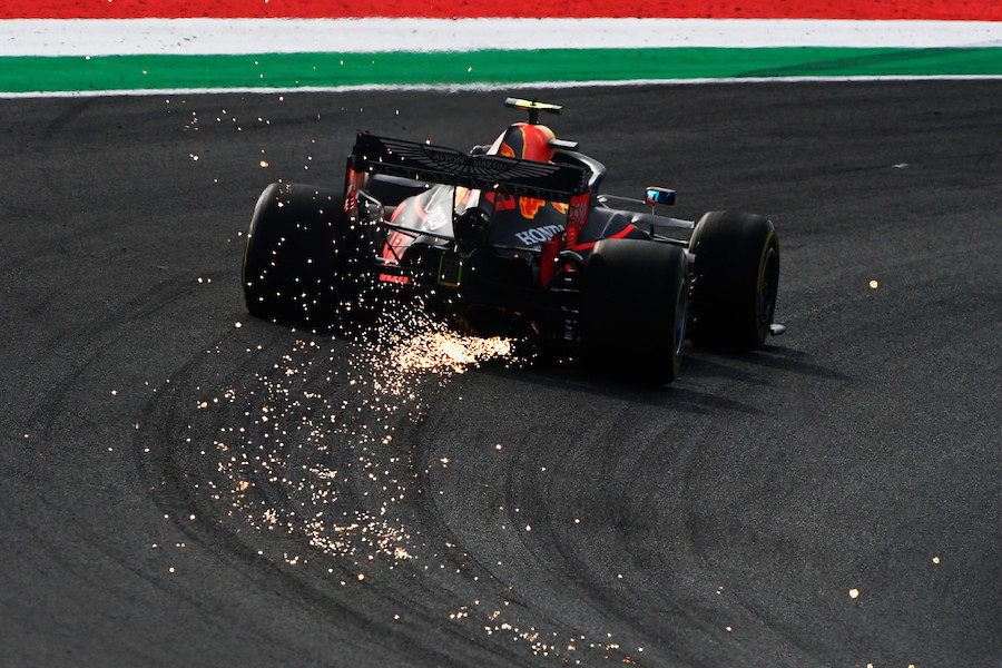 【FP2】レッドブル・ホンダ、3ー4番手！／F1トスカーナGP