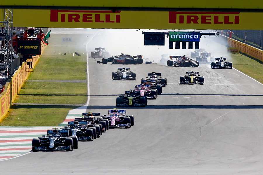 責任は誰に？F1トスカーナGPでの多重クラッシュ
