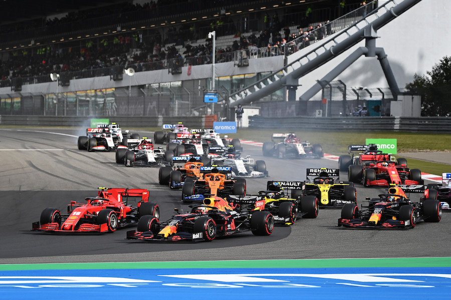 【F1決勝レース速報】フェルスタッペン2位！ハミルトンはシューマッハに並ぶ91勝目／F1アイフェルGP