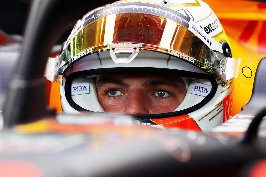 フェルスタッペン「自分が最強F1マシンを持っていたらハミルトンのようなコメントはしない」