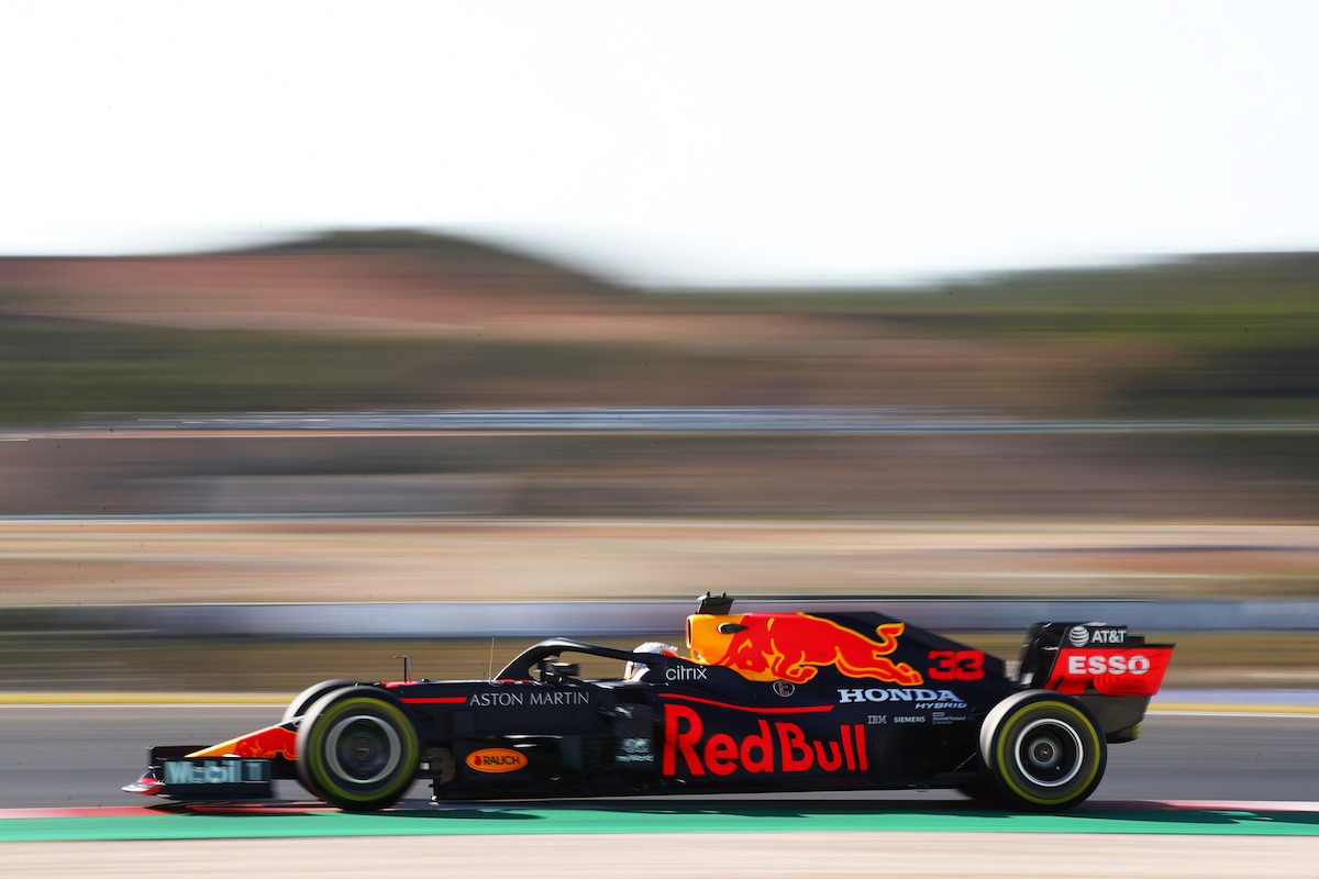 【FP2レポート】出火とクラッシュで2度の赤旗中断。フェルスタッペンは2番手も審議対象に／F1ポルトガルGP