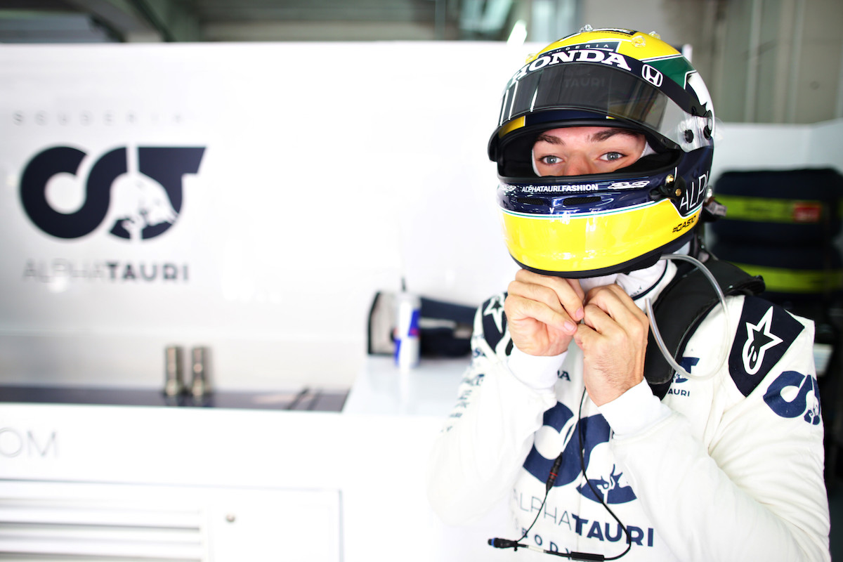 ピエール・ガスリー、アイルトン・セナのヘルメットカラーで出場　バイザーには「HONDA」