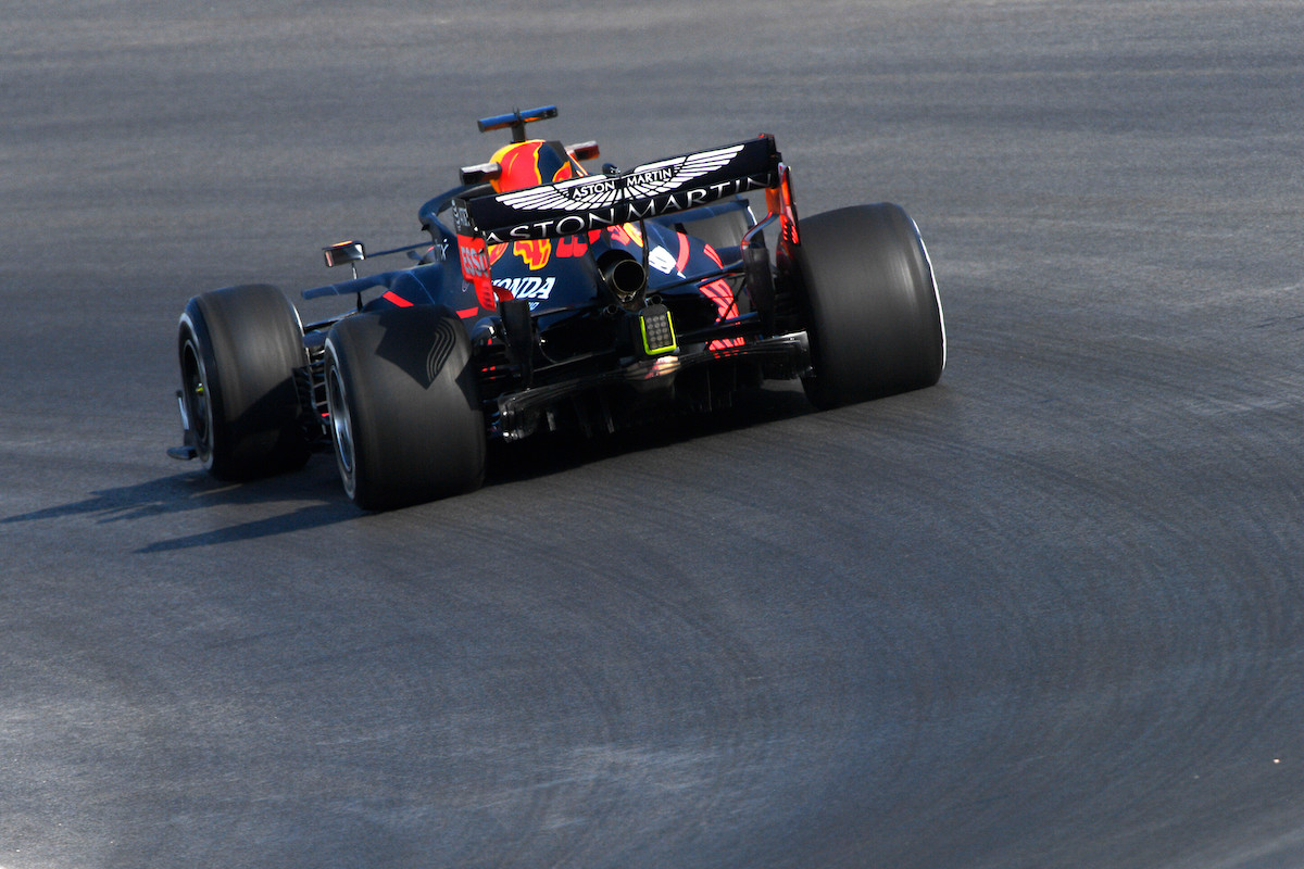 【FP1レポート】レッドブル・ホンダのフェルスタッペンが“氷上ドライブ”で最速！／F1第14戦トルコGP