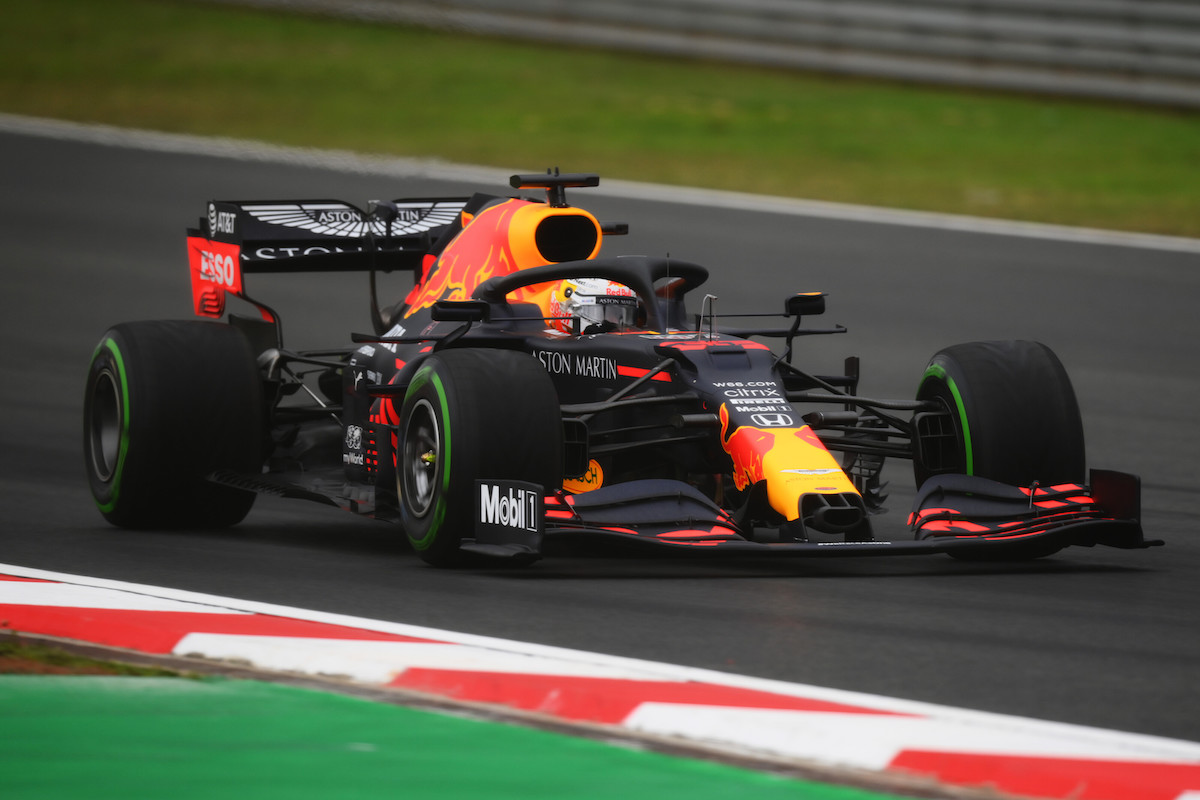 【ハイライト動画：FP3】雨ではまったく走れない･･･フェルスタッペンは滑りやすい路面で3連続トップ！／F1第14戦トルコGP