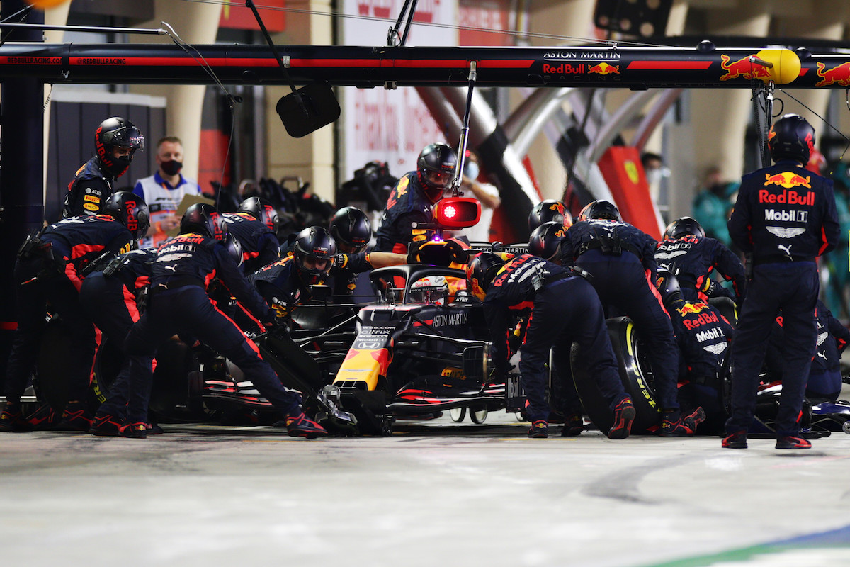 【レッドブル・ホンダ】2位表彰台のフェルスタッペン、タイヤ戦略に疑問「もっとアグレッシブにいきたい」