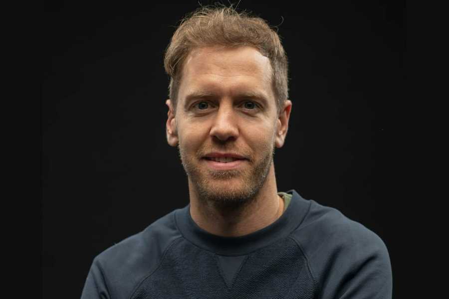 ベッテルはアストンマーティンで再び“ヒーロー”になれるとロズベルグ