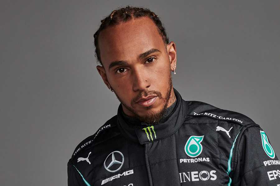 ルイス・ハミルトンの新シーズンに向けた準備は「シミュレーターで30周しただけ」