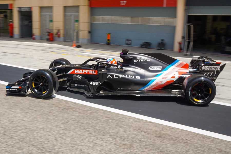 2022年に導入される18インチタイヤは「すでにいい感じ」だとフェルナンド・アロンソ