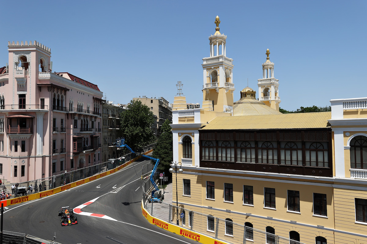 【FP1速報】ホンダF1がトップタイム！3台がトップ6に！角田14番手／F1アゼルバイジャンGP