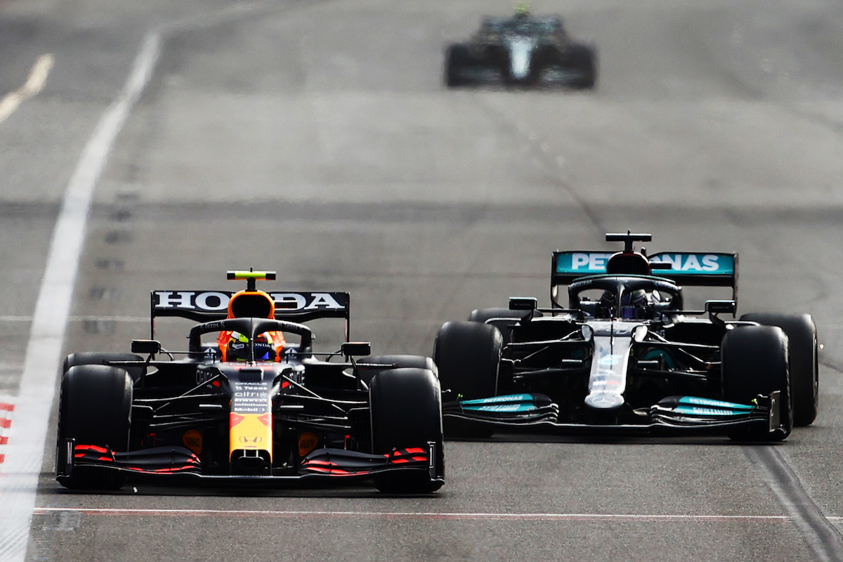 【決勝レース速報】ペレス優勝！2位ベッテル、3位ガスリー！フェルスタッペンはクラッシュ／F1アゼルバイジャンGP