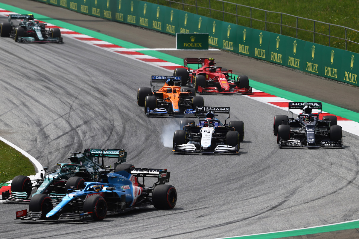 角田裕毅、グリッド降格の11番手スタートから10位入賞、元王者たち相手に結果を残す／F1シュタイアーマルクGP