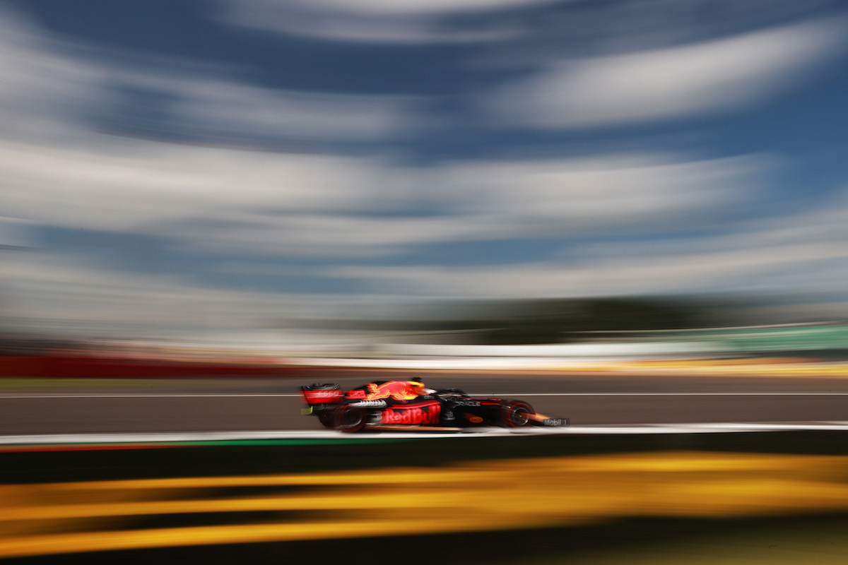 【FP2ハイライト動画】フェルスタッペン、ロングランで首位。角田は苦戦／F1イギリスGP