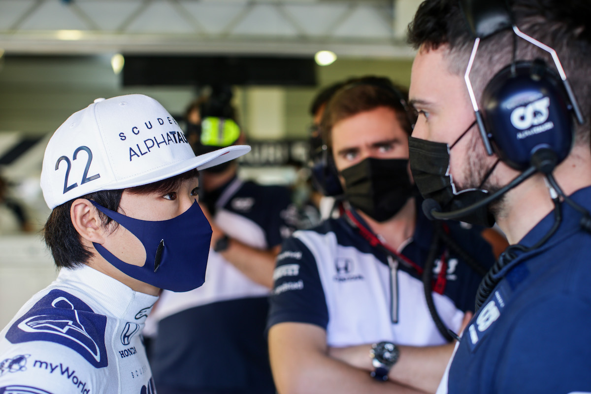 【アルファタウリ・ホンダ】角田裕毅「パフォーマンスに悩んでいる。ルーキーにとって非常に厳しい形式」／F1イギリスGP土曜日
