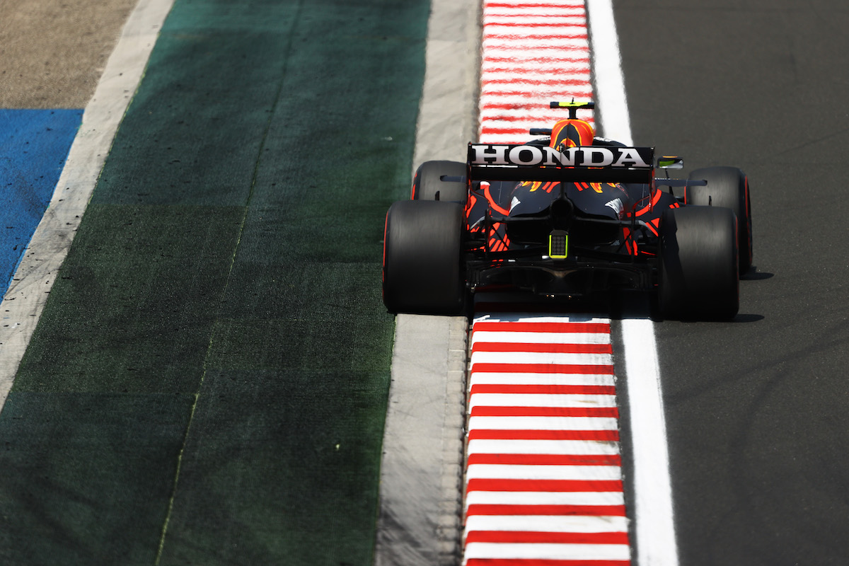 【予選Q2】フェルスタッペンがソフトでトップ！サインツがクラッシュで赤旗／F1ハンガリーGP