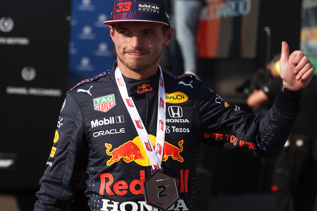 ポールのフェルスタッペン「ポイントも獲得できてトップからスタートなんて最高。メルセデスより速さがないのは分かってる」