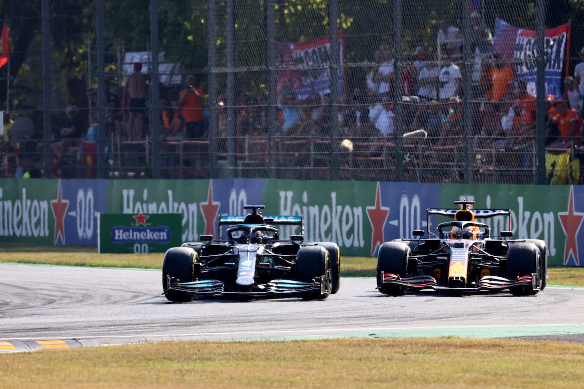 レッドブル・ホンダのフェルスタッペン「フェアにレースをしたかった。ペナルティには全く同意できない」／F1イタリアGP