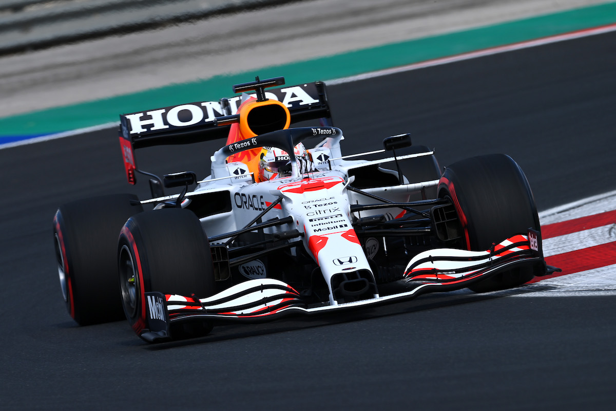 【FP1：F1トルコGP】特別カラーのレッドブル・ホンダは2番手！角田裕毅は18番手
