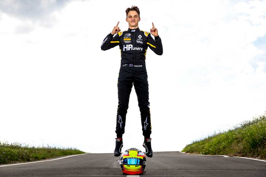 「アルファロメオのシート獲得チャンスはない」とF2ランキングトップの若手ドライバー