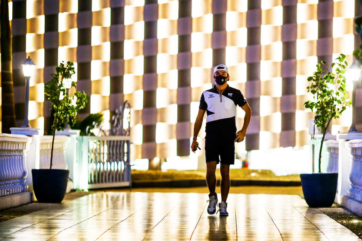 アルファタウリ・ホンダのガスリー「相当な高速サーキットでウォールが近い」／F1サウジアラビアGP