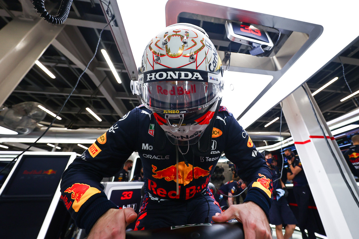 【FP2順位：F1サウジアラビアGP】フェラーリがクラッシュ第1号で赤旗終了。メルセデスは順調な仕上がり、レッドブル・ホンダは模索か？ガスリー3番手