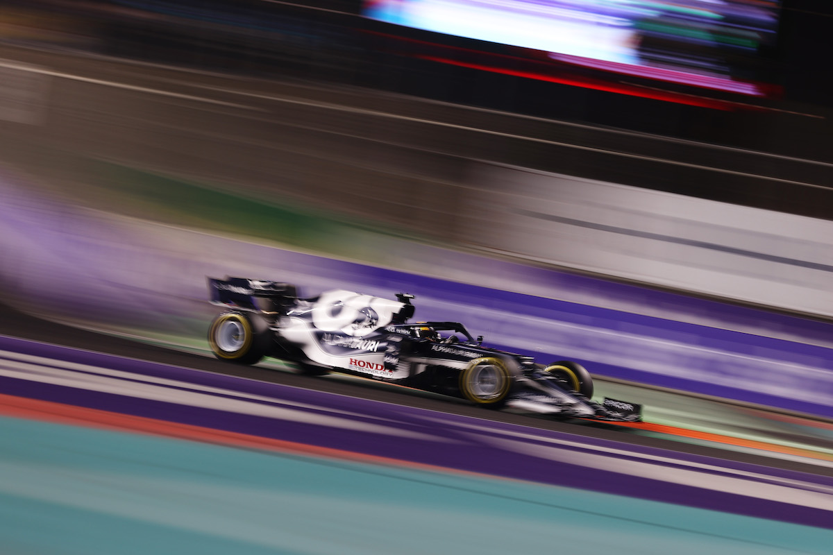 アルファタウリ・ホンダの角田裕毅「ミディアムタイヤでQ2を突破できた」／F1サウジアラビアGP予選