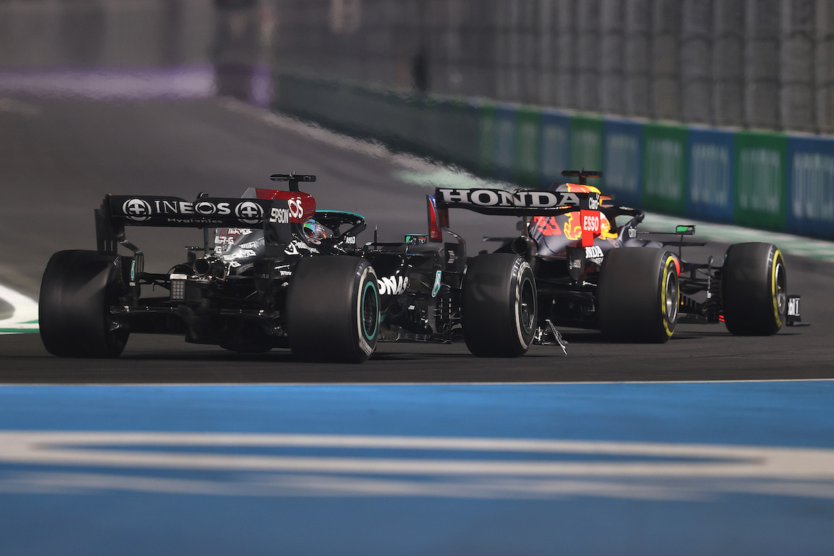 【ホンダF1】フェルスタッペンが2位表彰台を獲得。チャンピオン争いは同点で最終戦に臨むことに