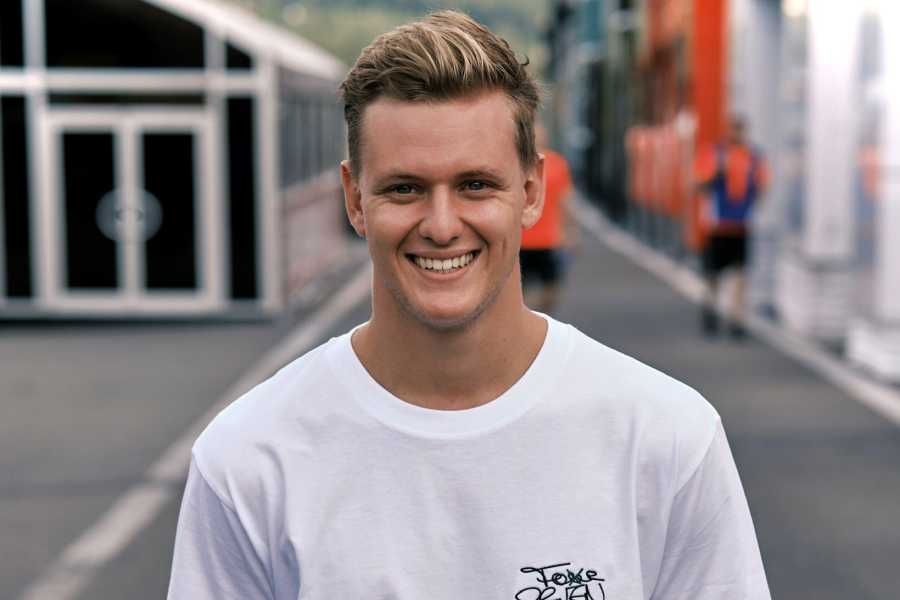 ハースF1チームのミック・シューマッハが来季はフェラーリのリザーブも兼任