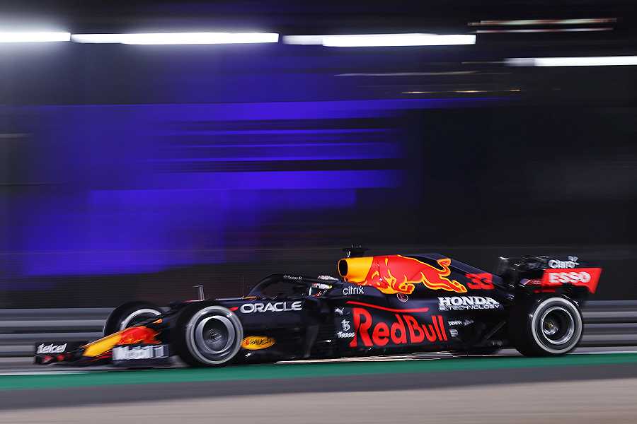 レッドブルは2026年からポルシェと手を組むだろうとマクラーレンのボス