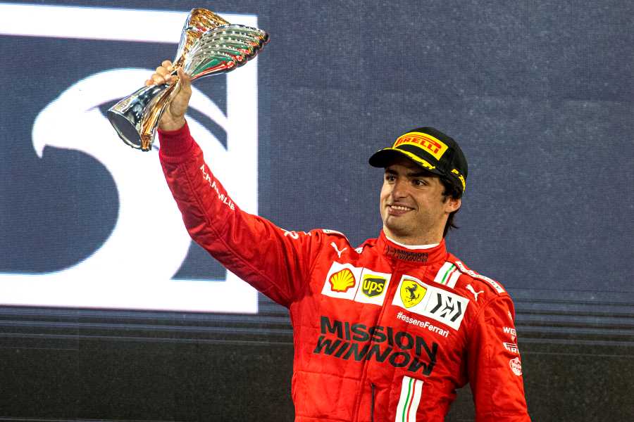 今年はフェラーリのサインツがF1タイトル争いに加わる可能性もあるとレッドブル首脳