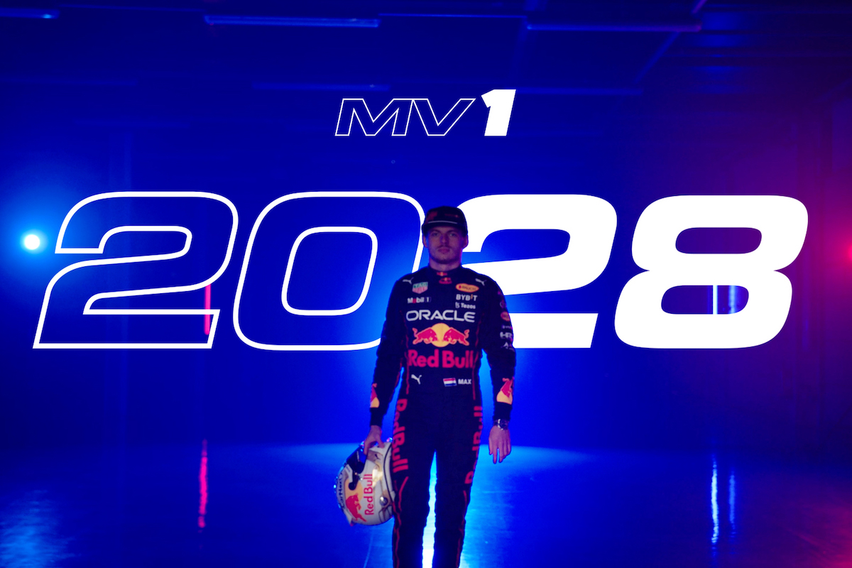 【速報】レッドブルと新王者マックス・フェルスタッペンは相思相愛！2028年まで長期契約発表！