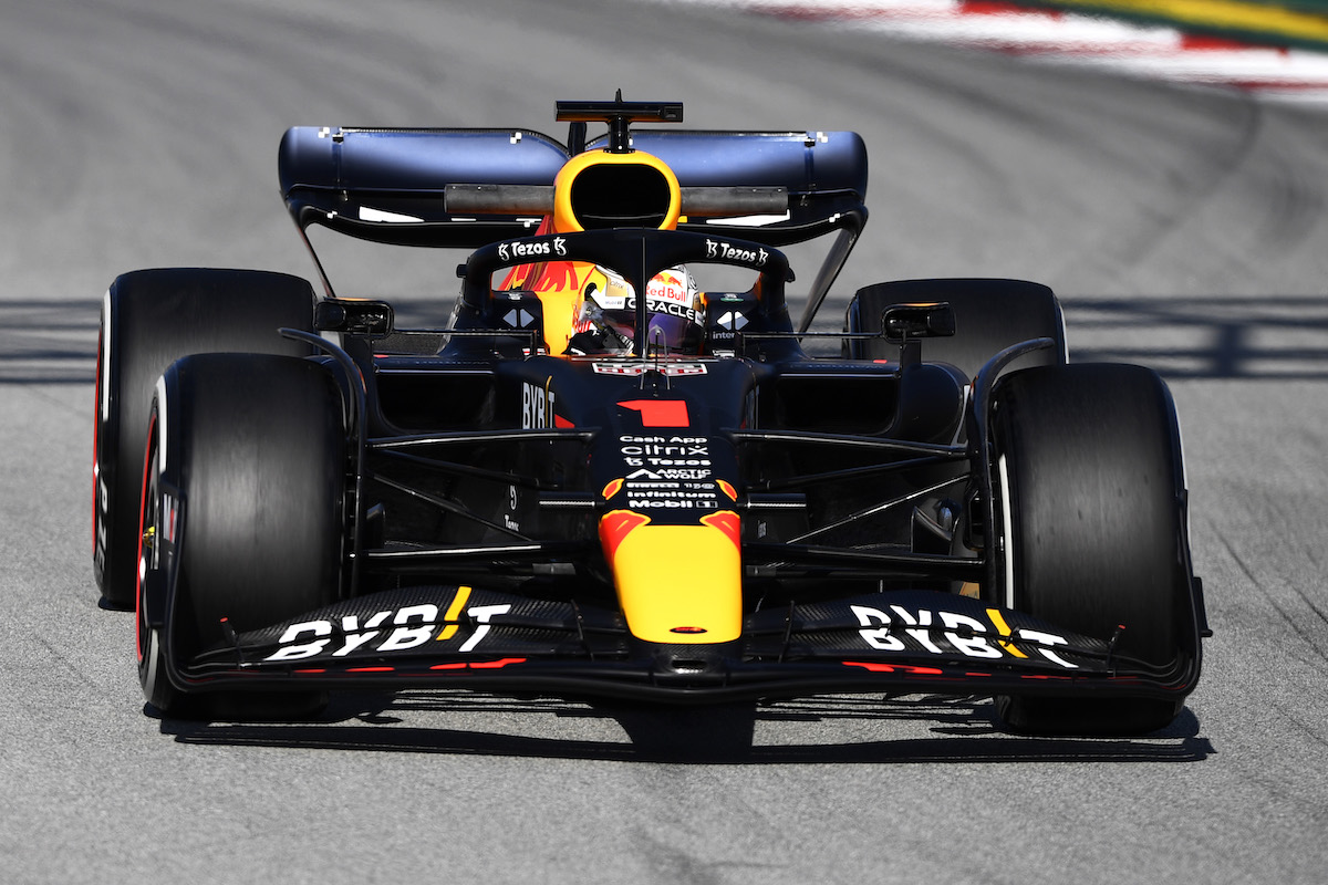 レッドブルF1、フェルスタッペンと長期契約を発表！2026年のエンジン規則改定に向けて「最高のドライバーを確保したかった」