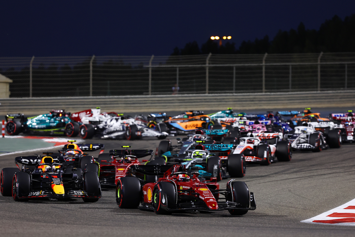 【F1レース速報】フェラーリが1−2！レッドブルは悪夢の2台リタイア！ガスリーはトラブル、角田裕毅8位！