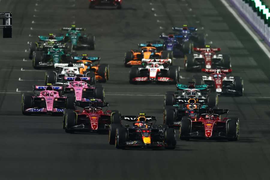 フェラーリ先行の2022年F1シーズン　早くも開発競争が白熱