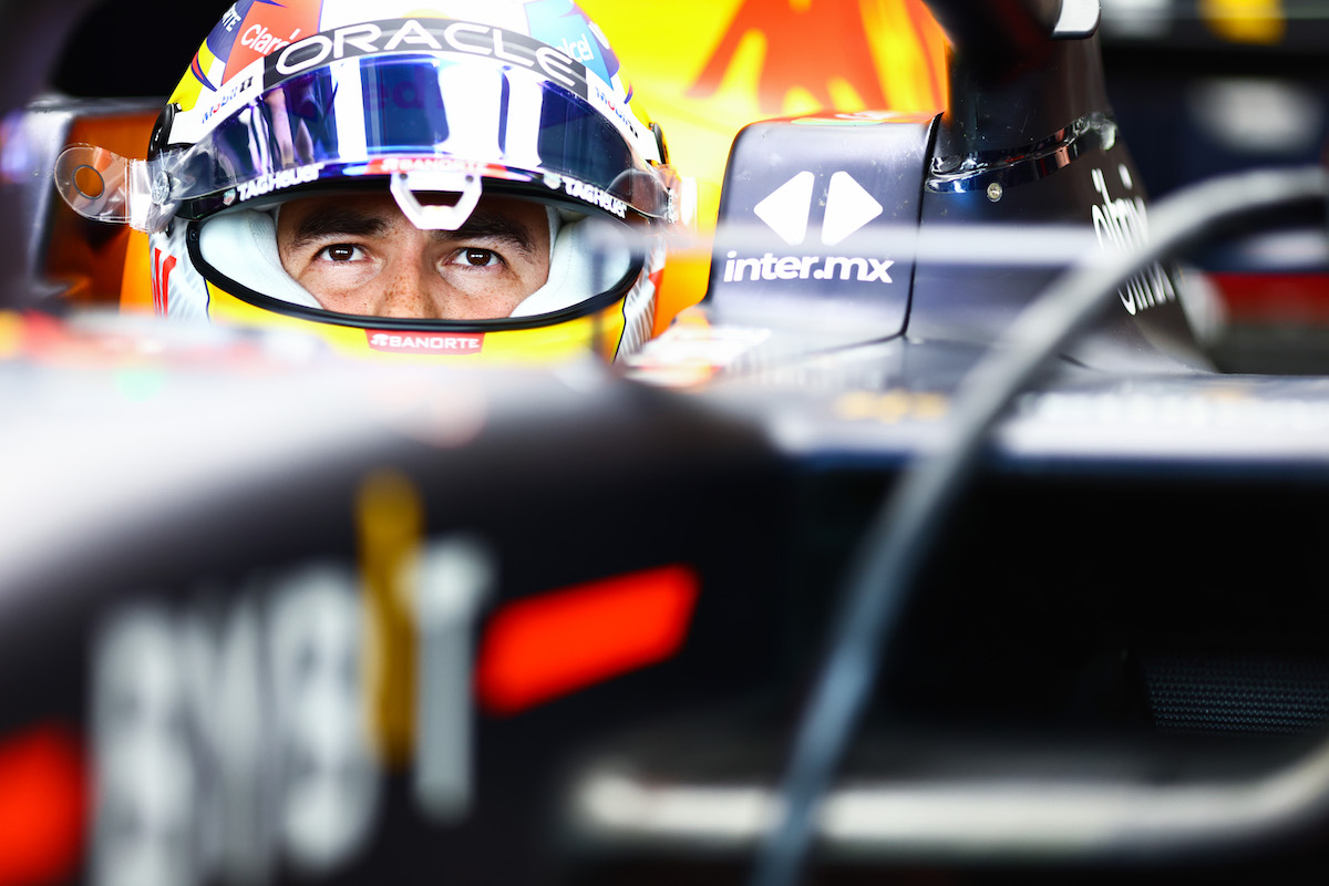 ペレス、レッドブルF1の新車に乗るたびに「学んでいる」赤旗で戦略が狂う