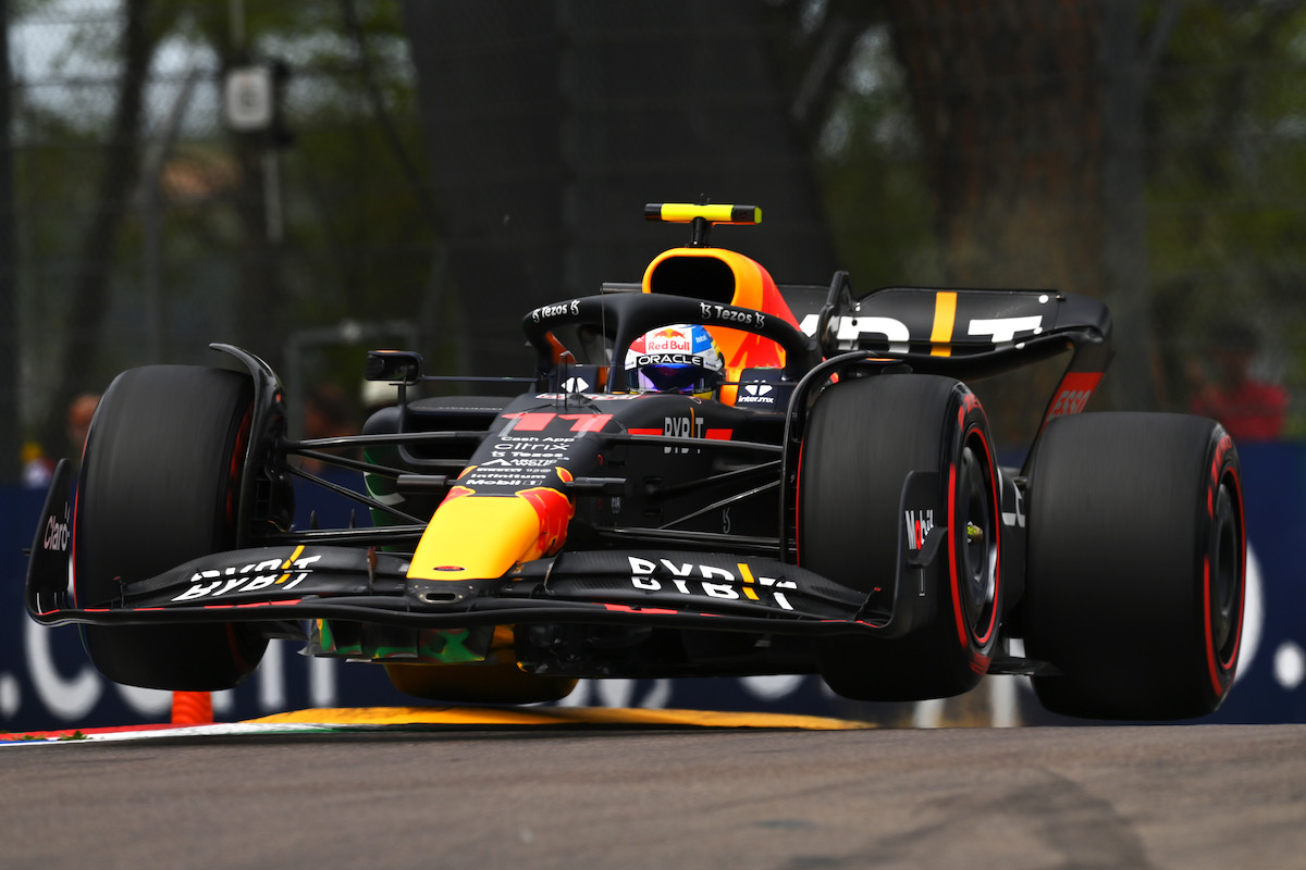 【フリー2】メルセデスが1−4！レッドブルとフェラーリは抑え気味？角田裕毅は8番手でガスリー超え／F1エミリア・ロマーニャGP