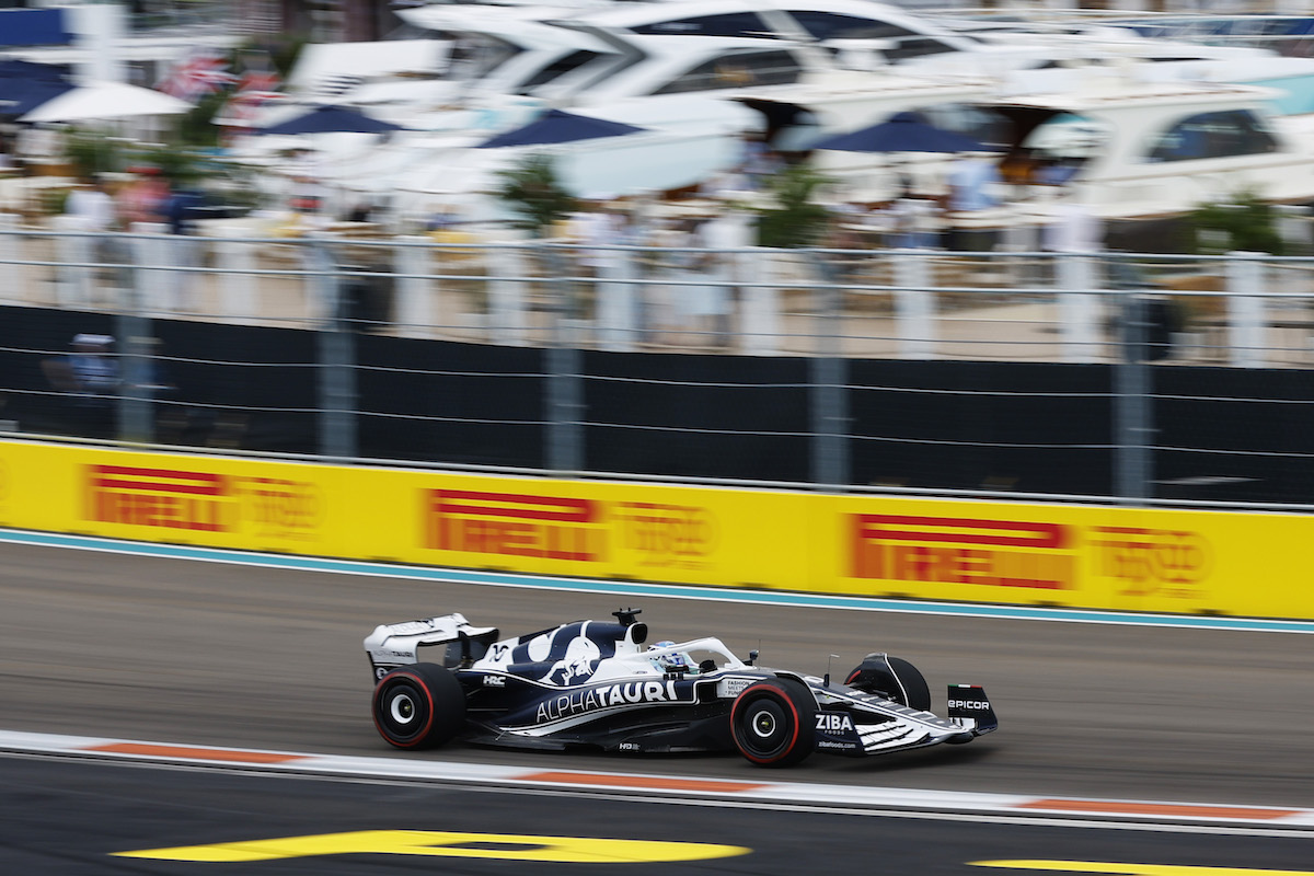 【予選Q2】角田裕毅とガスリー、ギリギリでQ3進出！初日好調のラッセルがQ2敗退