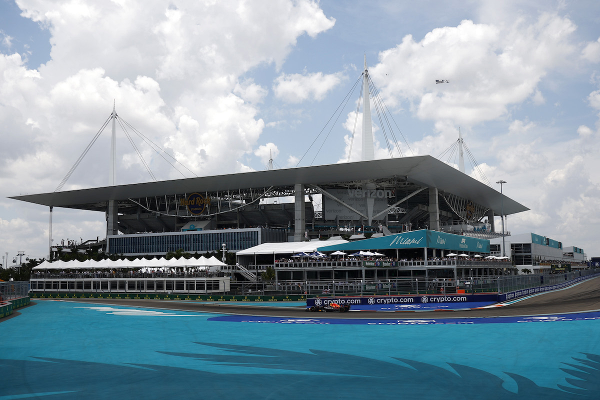 【FP3レポート：F1マイアミGP】また赤旗で走行時間ロス･･･レッドブル好調、昨日好調のメルセデス苦戦、角田はガスリー超え