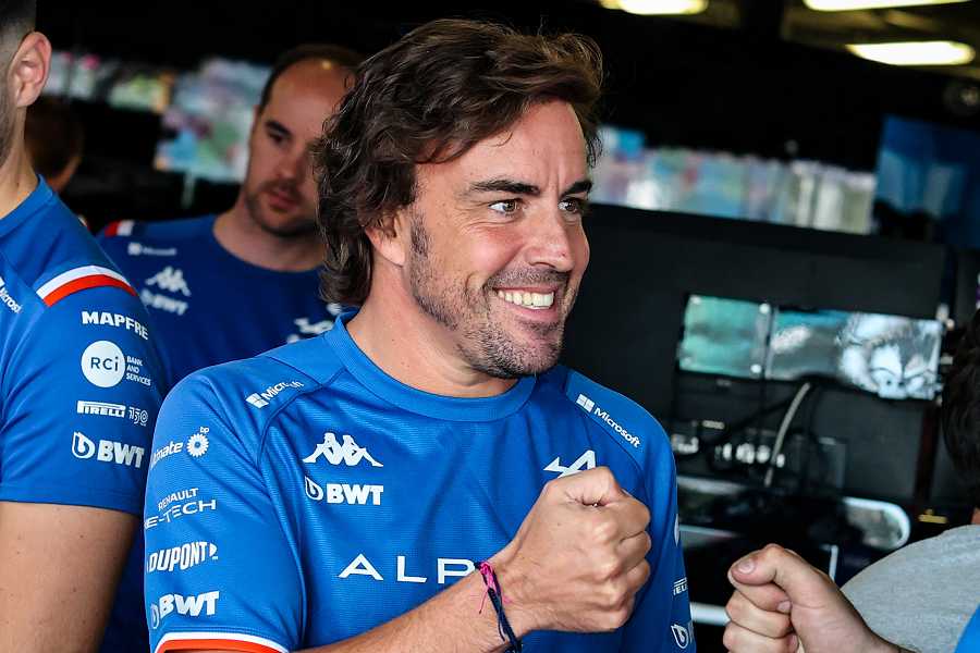 アロンソが2023年のアルピーヌ残留に自信を示す「シート争いでは僕にアドバンテージがある」