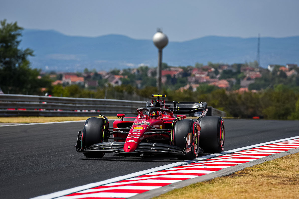 【FP1順位：F1ハンガリーGP】速いフェラーリ勢にレッドブルが割り込む。誕生日のアロンソ10番手、角田裕毅のアルファタウリF1は中団