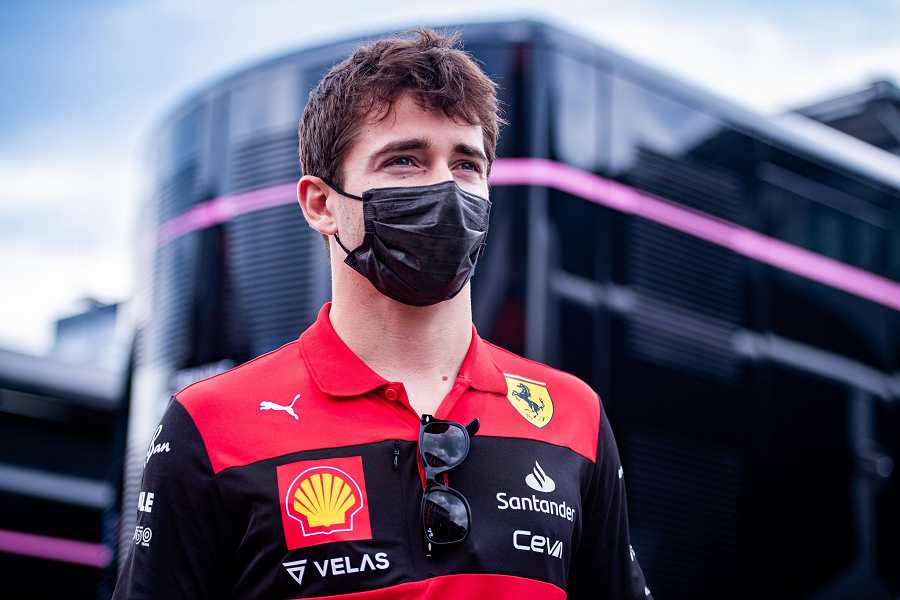 シャルル・ルクレールが主張「フェラーリ内に分裂などない。可能性がある限りタイトル獲得を目指していく」