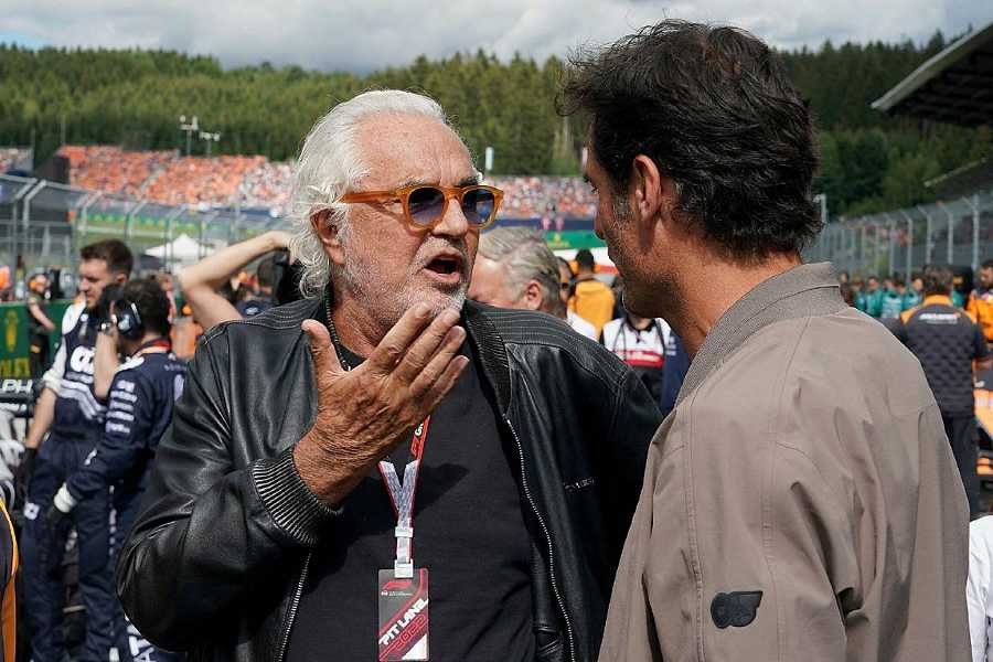 ピアストリの一件はフラビオ・ブリアトーレの“筋書き”によるものだと元F1ドライバー