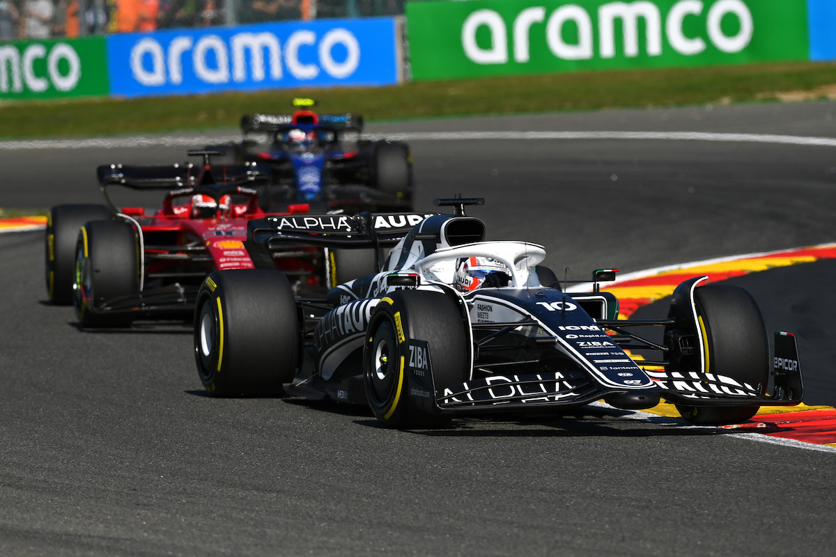 アルファタウリF1のガスリー、自身100戦目を飾る「ピットレーンスタートからトップ10なんてすごいことだ」