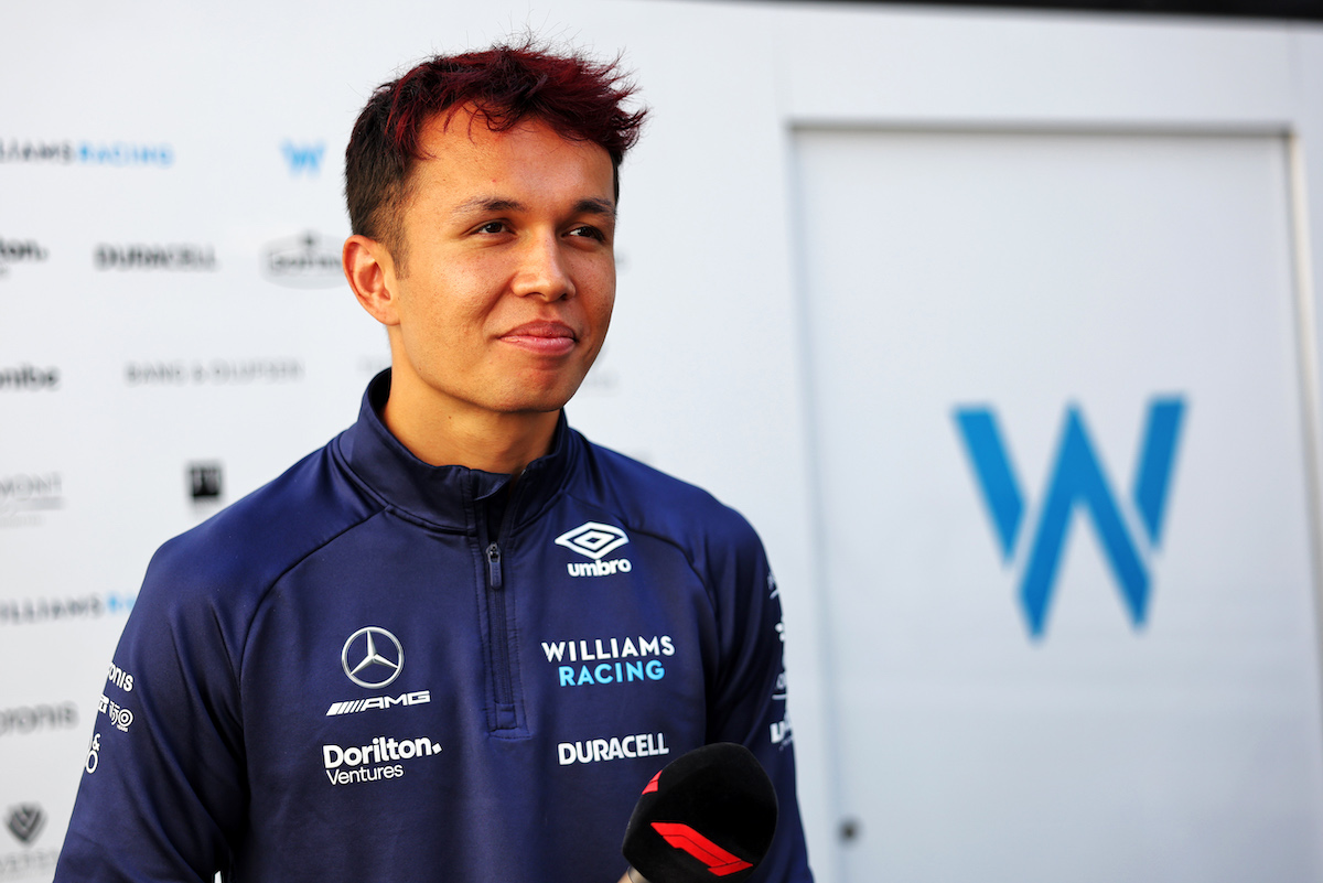 【ウィリアムズF1】アレクサンダー・アルボンとの複数年契約を発表！「チームに大きな成功をもたらしてくれるだろう」