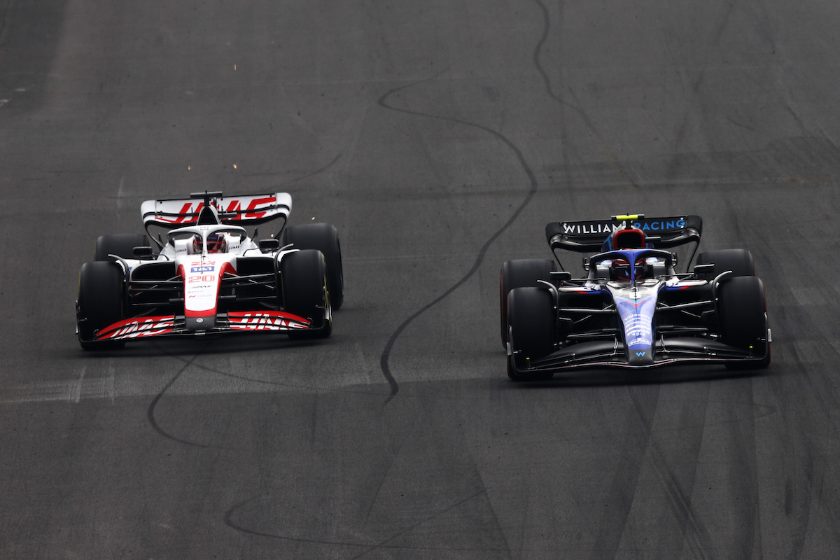 マグヌッセン、F1オランダGPレース序盤に壁にヒットした理由は？