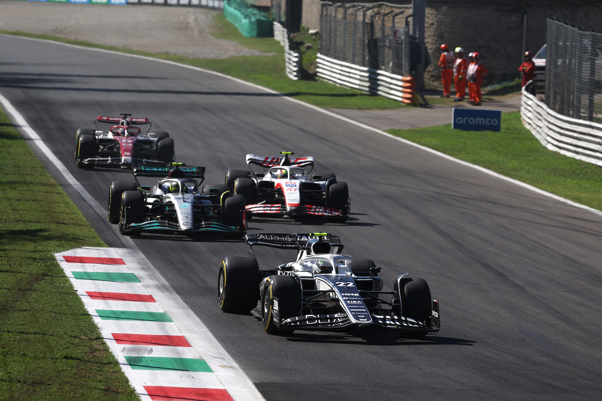 角田裕毅、F1イタリアGPは最後尾から「何度かオーバーテイク」するもハードタイヤに苦しむ